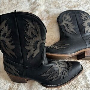 Women’s Roper Boots
